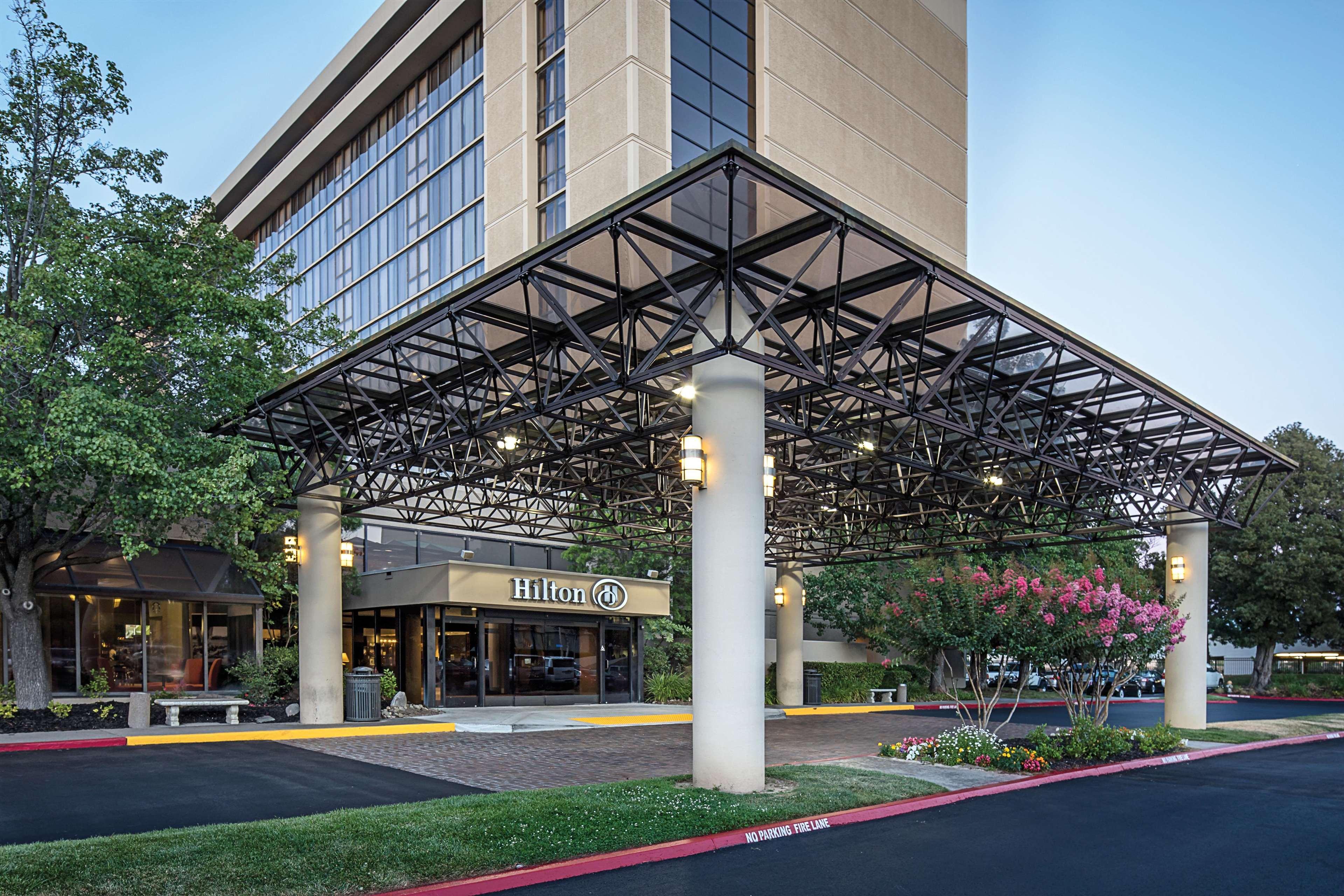 Hilton Sacramento Arden West Hotell Exteriör bild