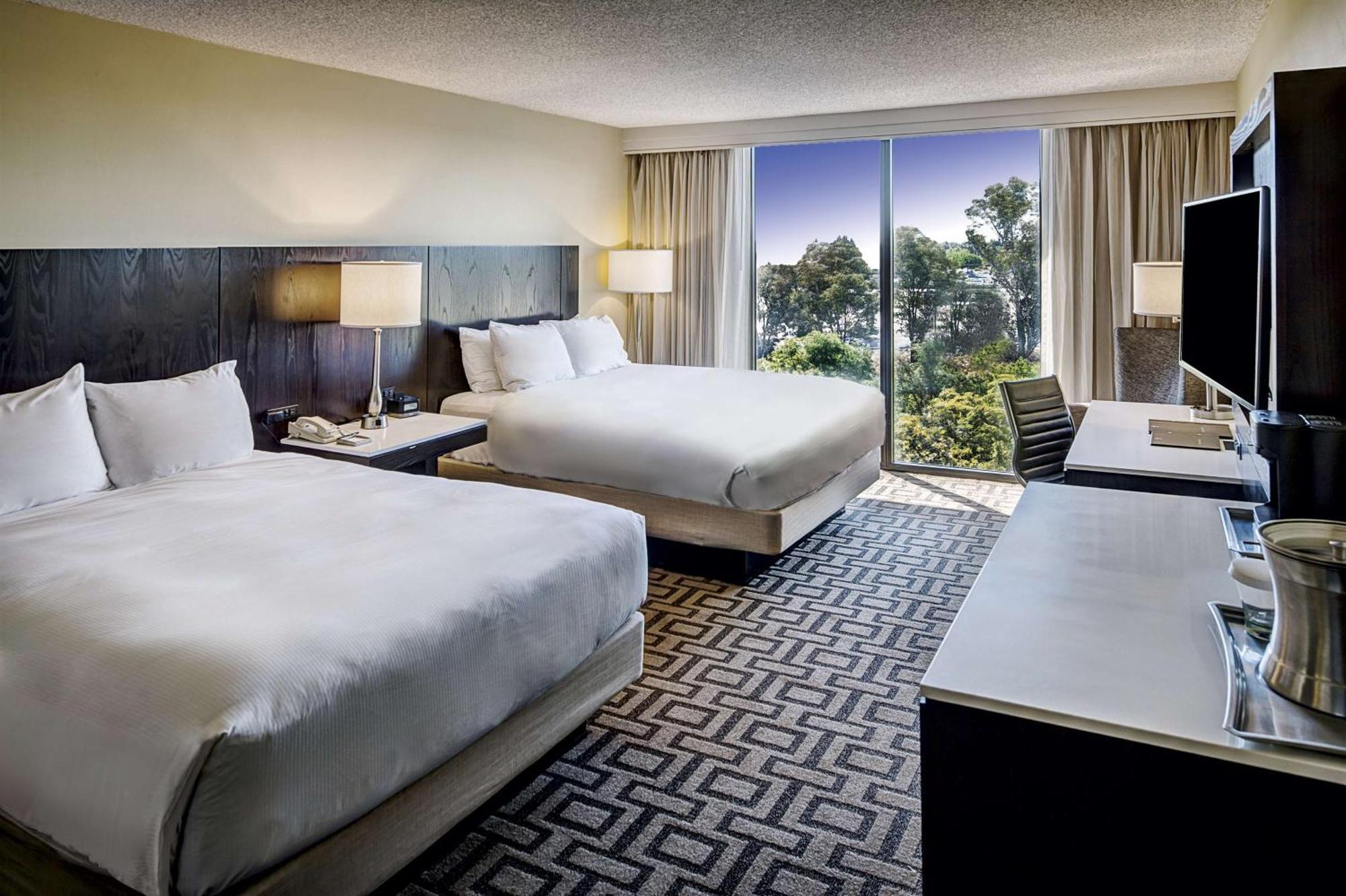 Hilton Sacramento Arden West Hotell Exteriör bild