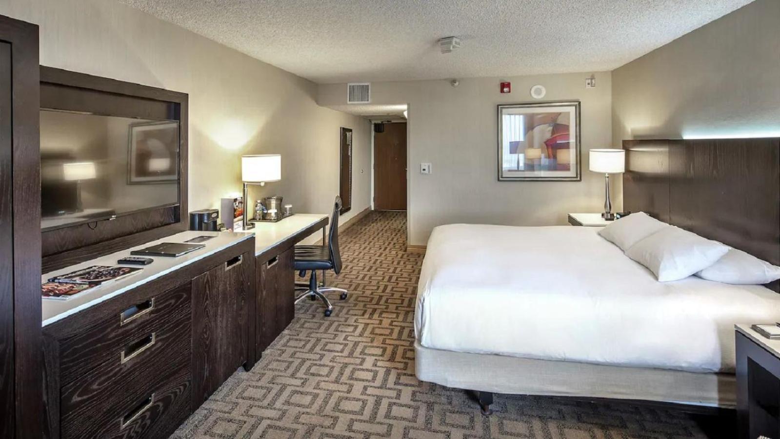Hilton Sacramento Arden West Hotell Exteriör bild