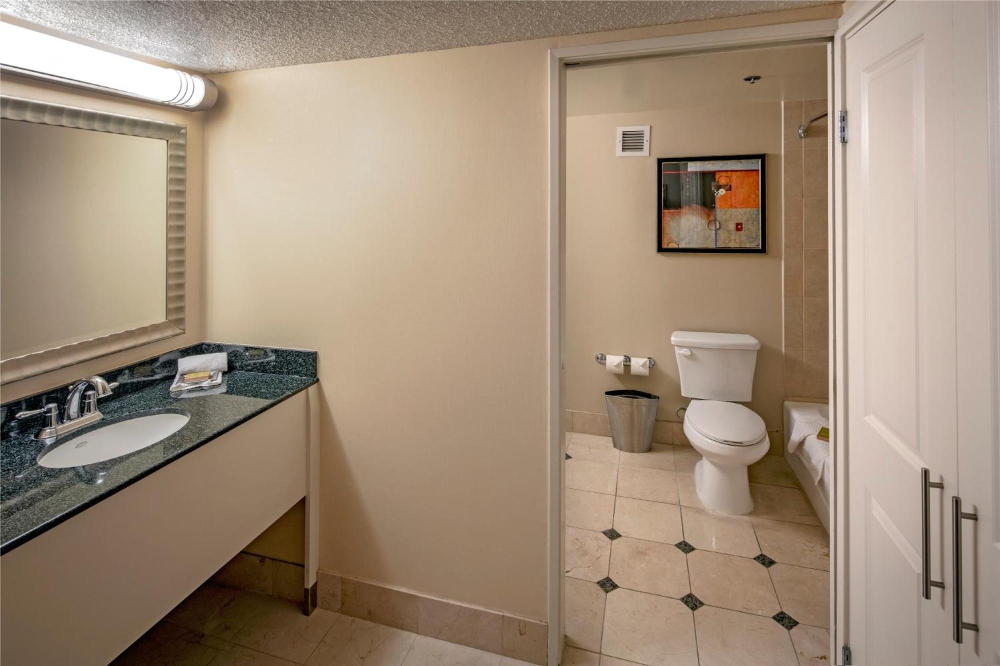 Hilton Sacramento Arden West Hotell Exteriör bild